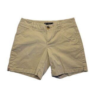 Lee Women's 1889 Midrise Fit Chino Shorts in Tan - Size 4